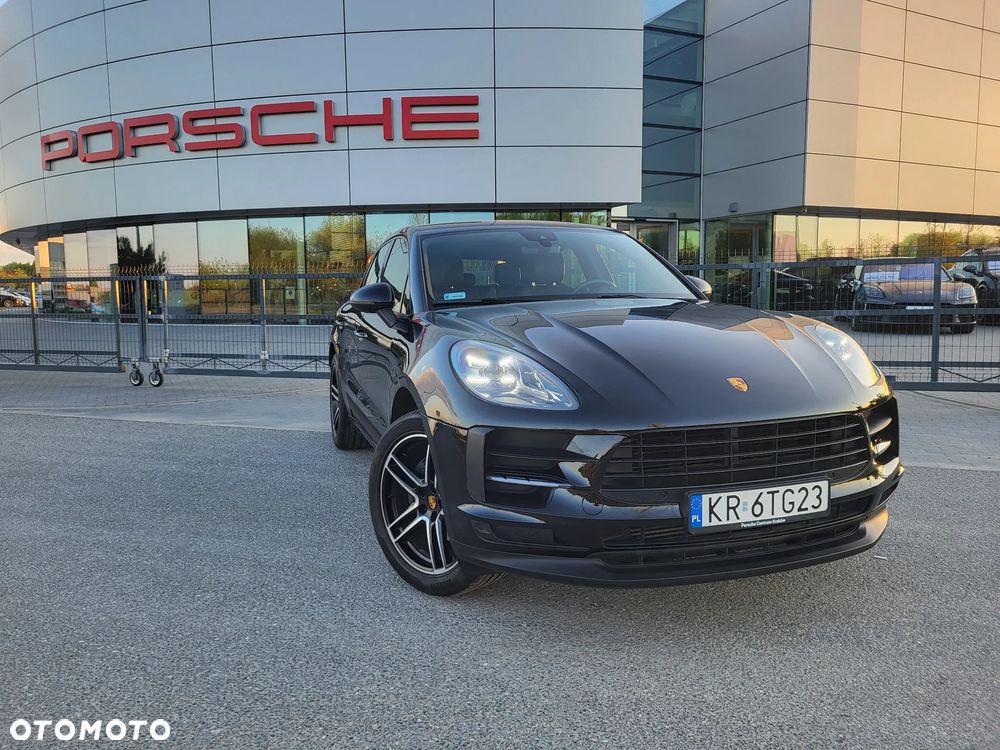 Porsche Macan - 1