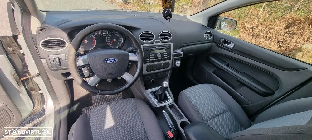 Ford Focus 1.6 TDCi DPF Titanium - 5