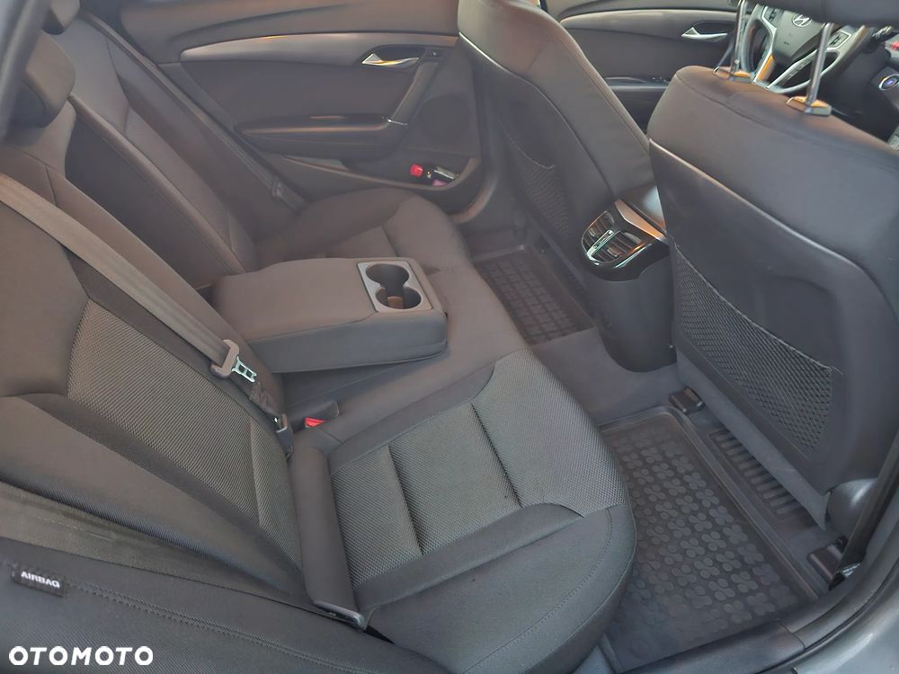 Hyundai i40 1.7 CRDi Comfort + - 11