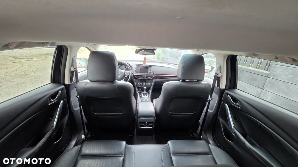 Mazda 6 - 12