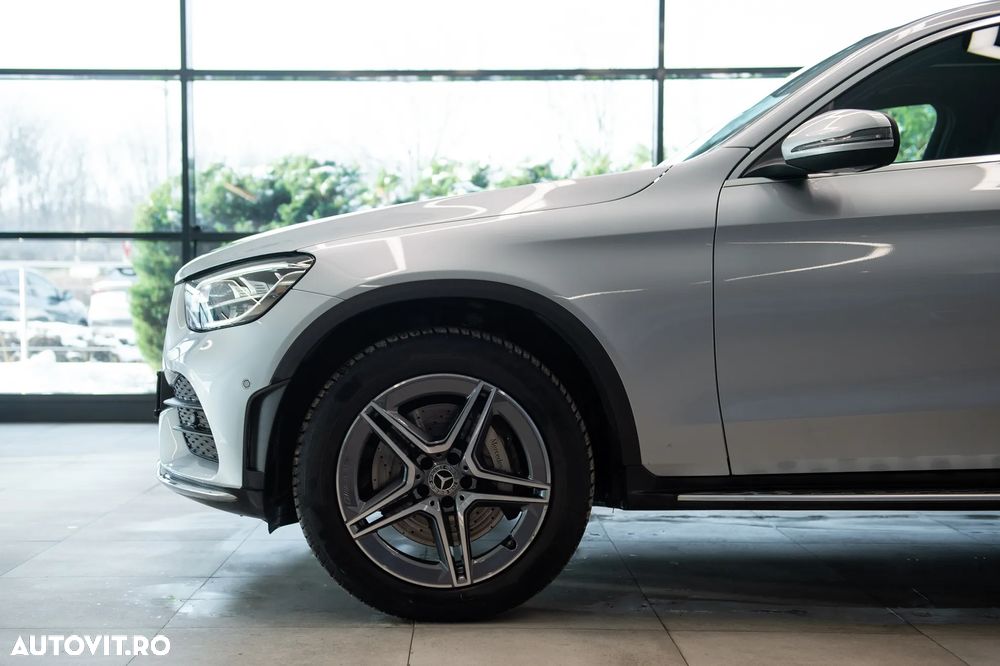 Mercedes-Benz GLC Coupe 300 e 4MATIC - 9