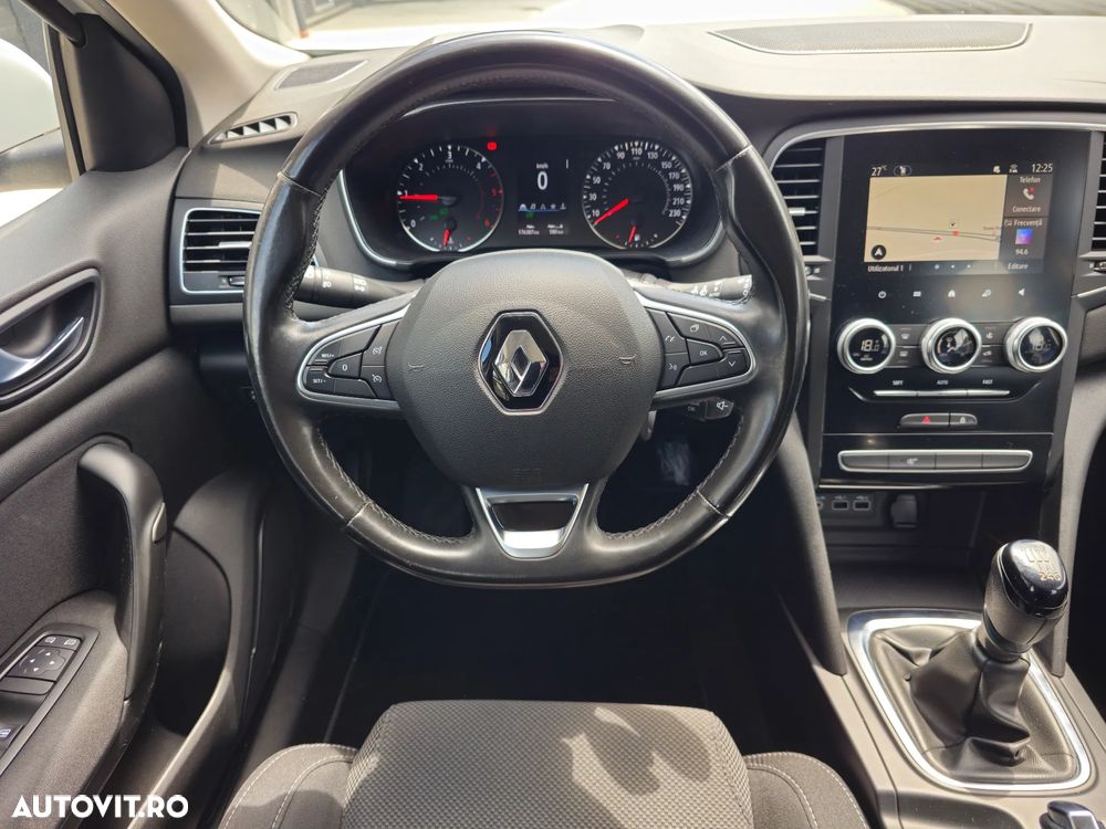 Renault Megane BLUE dCi Intens - 9