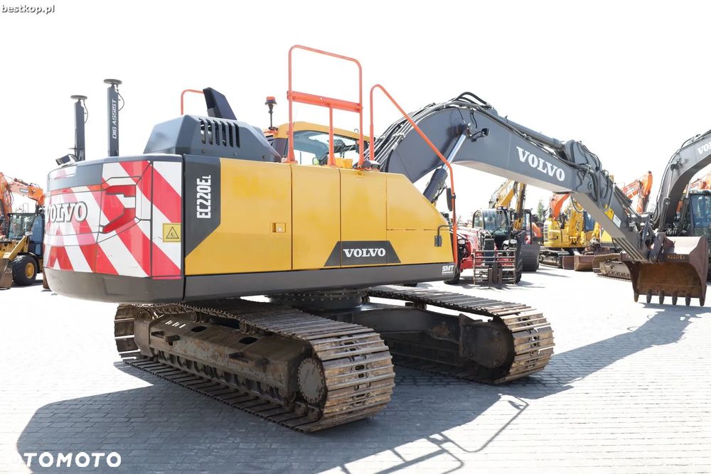 Volvo EC220EL - 34