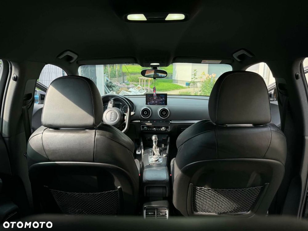 Audi A3 Sportback 2.0 TDI Attraction S tronic - 11