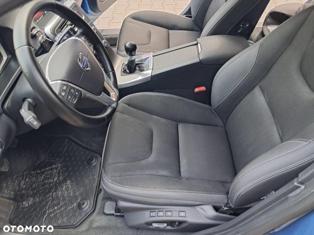 Volvo V60 D3 Edition - 22