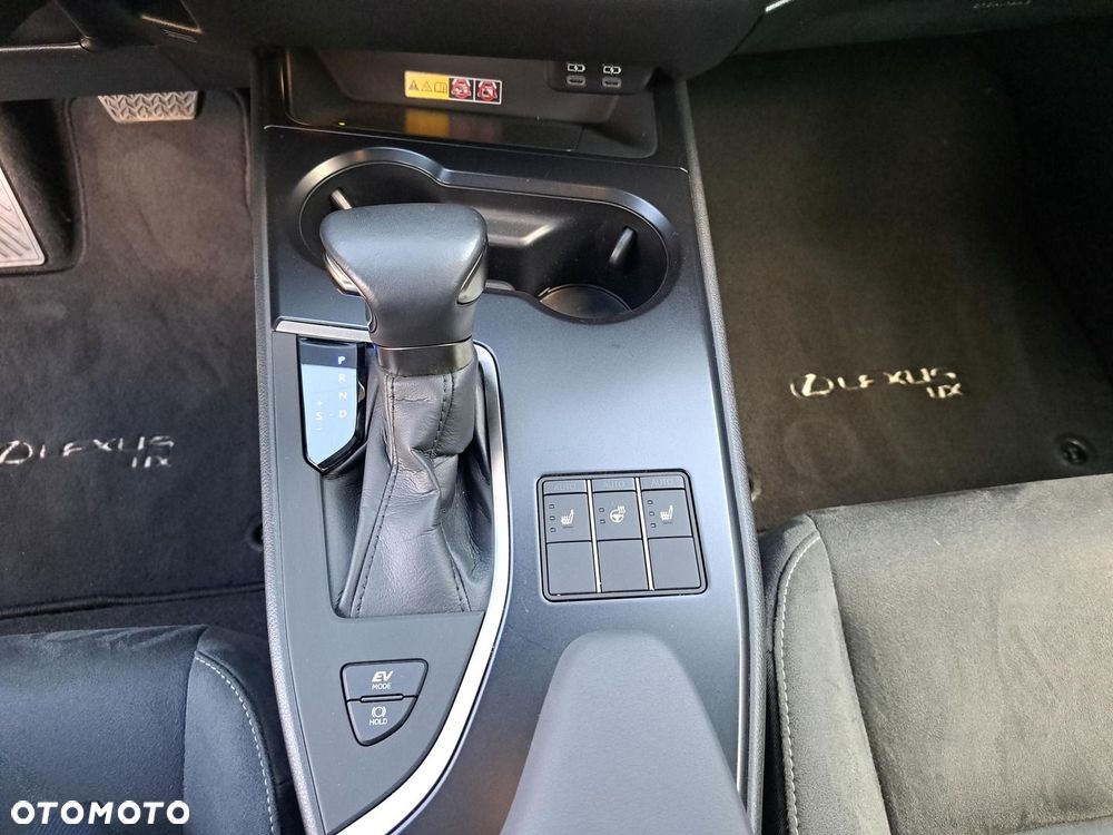 Lexus UX 250h GPF Business 2WD - 16
