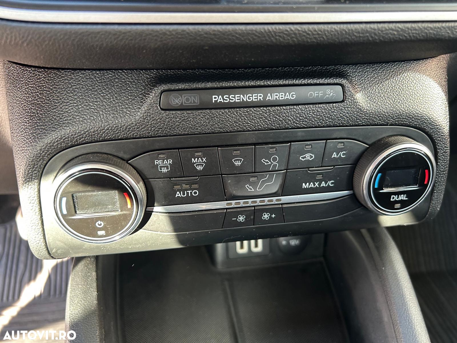Ford Focus 1.0 EcoBoost Trend Edition - 22