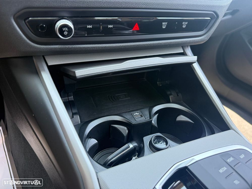 BMW 330 e Pack M Auto - 18