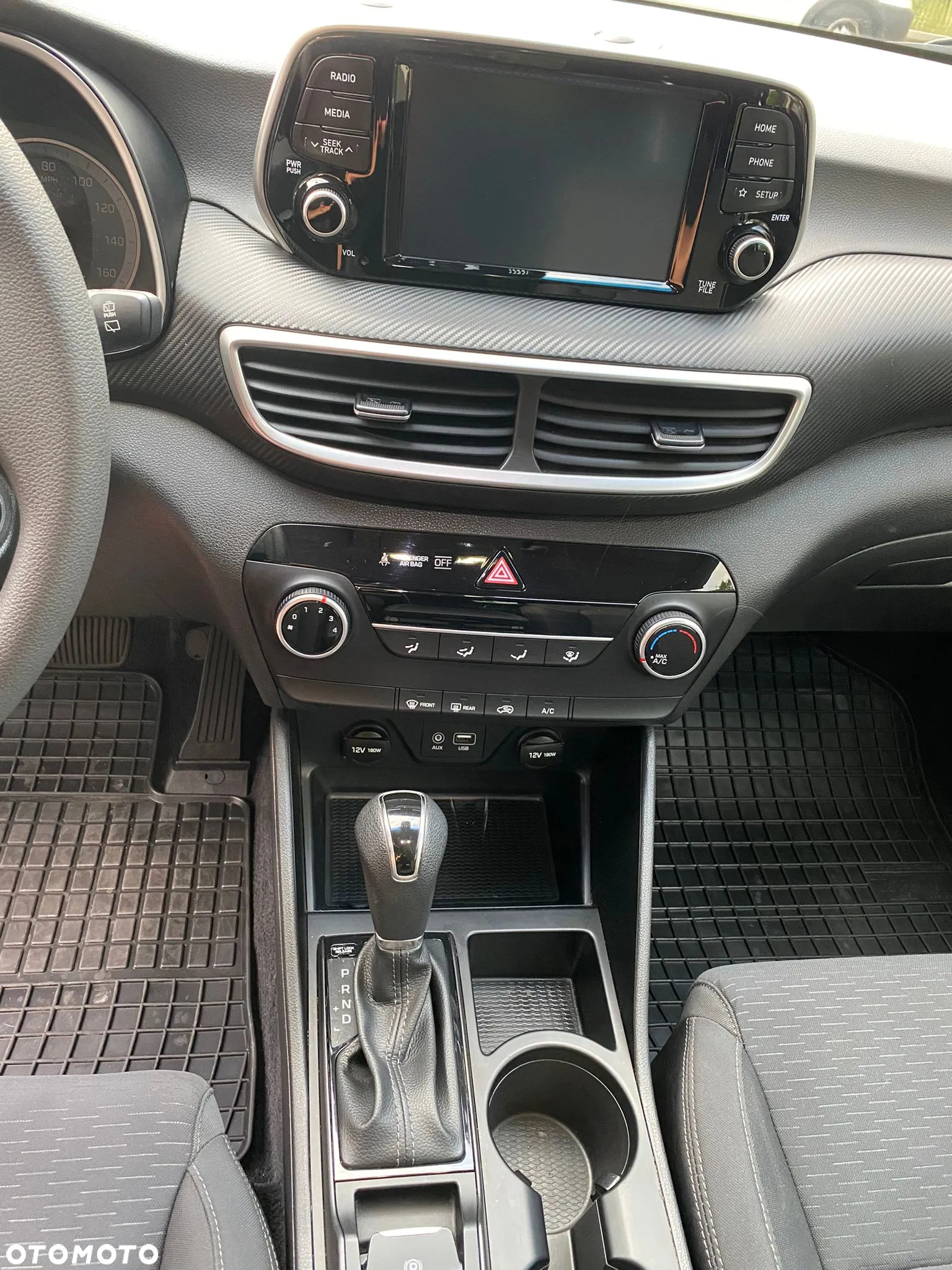 Hyundai Tucson - 24