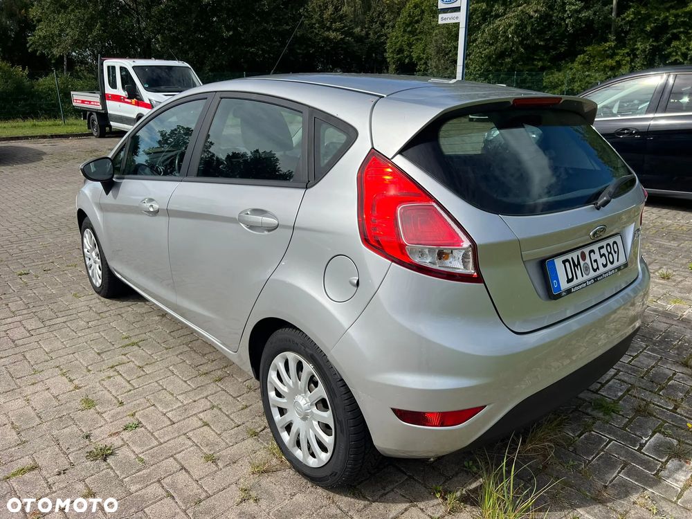 Ford Fiesta 1.25 SYNC Edition - 2
