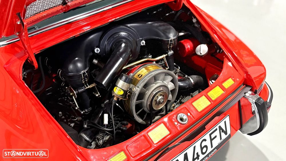 Porsche 911 Série F - 34