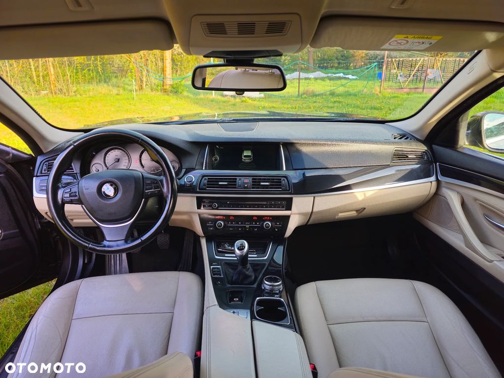BMW Seria 5 - 16