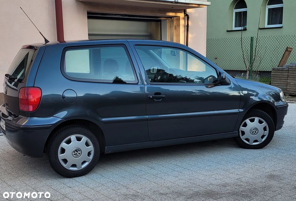 Volkswagen Polo 1.4 Basis - 3