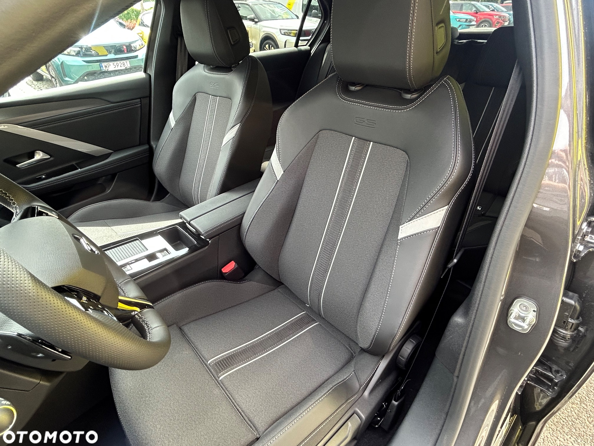 Opel Astra VI 1.2 T GS S&S - 14