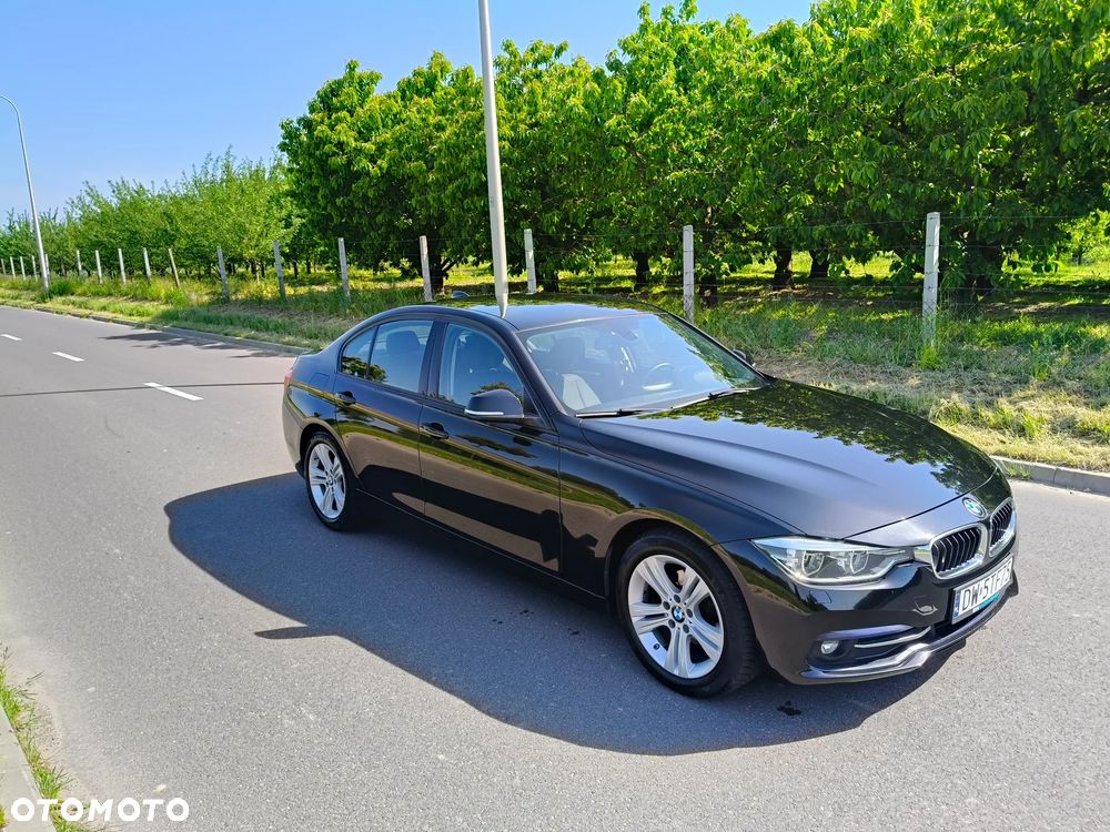BMW Seria 3 318d - 1