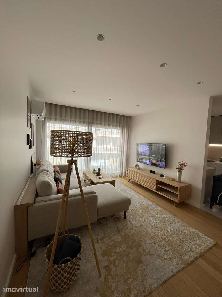 Apartamento T2 Novo em Oliveira do Douro | Mobilado e pronto habitar - Grande imagem: 3/34