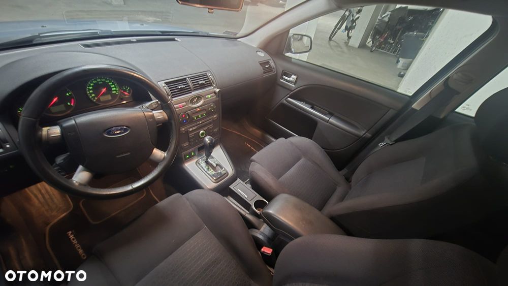 Ford Mondeo - 9