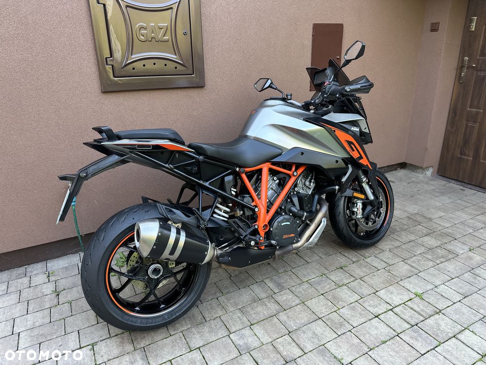 KTM Super Duke - 21