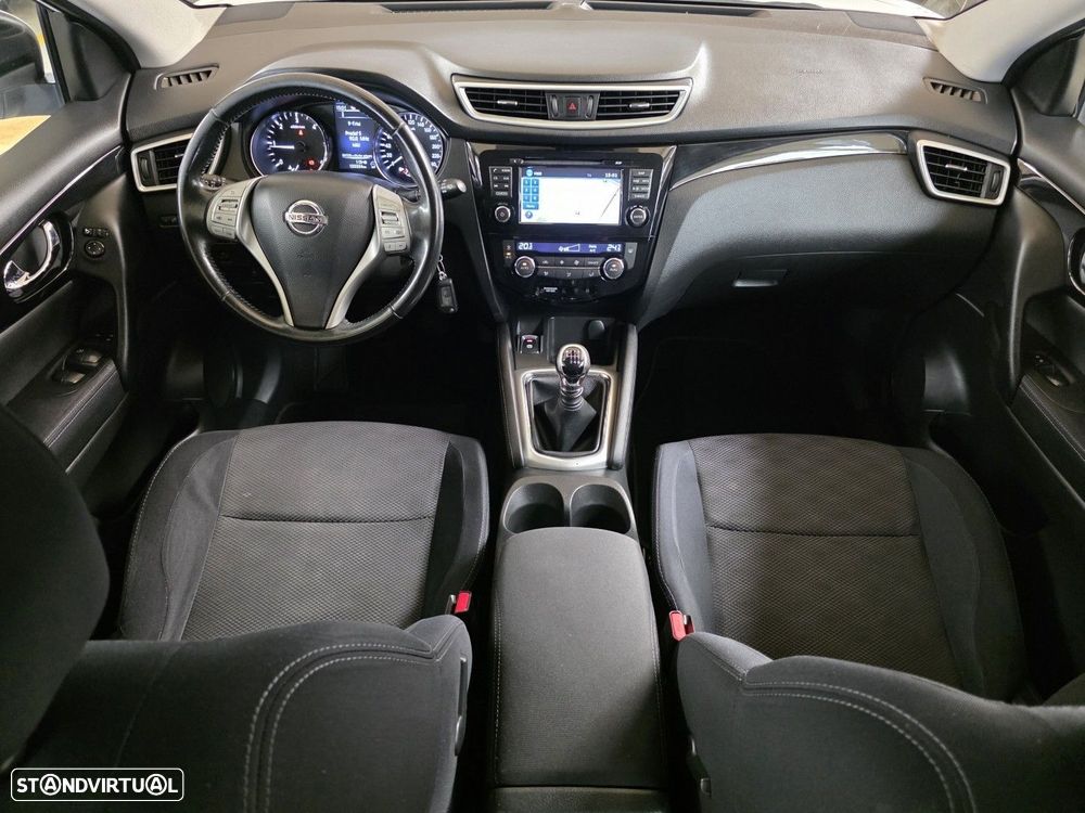 Nissan Qashqai 1.5 dCi N-Connecta - 14