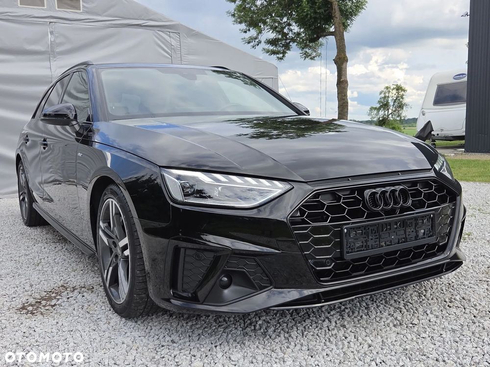 Audi A4 Avant 40 TDI S tronic S line - 29
