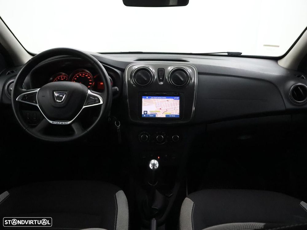 Dacia Logan MCV 0.9 TCe Stepway - 23