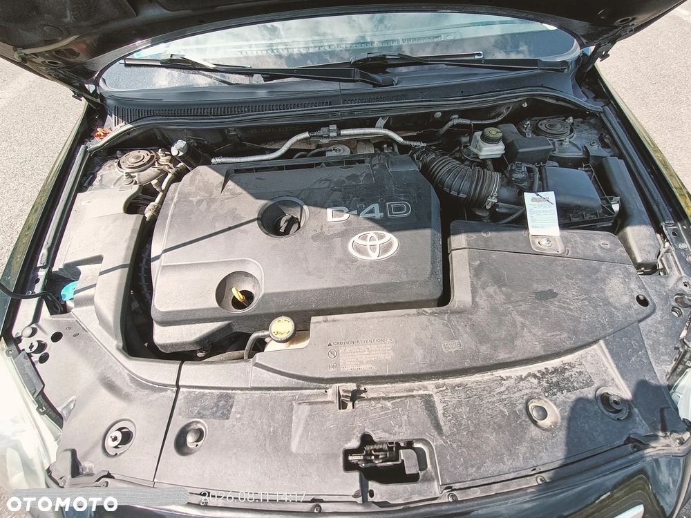 Toyota Avensis 2.0 D-4D Sol - 32
