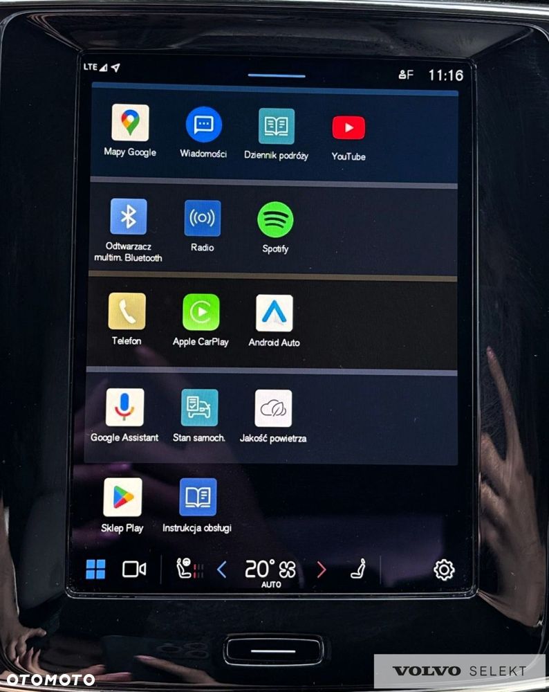 Volvo XC 40 B3 Plus Dark - 18