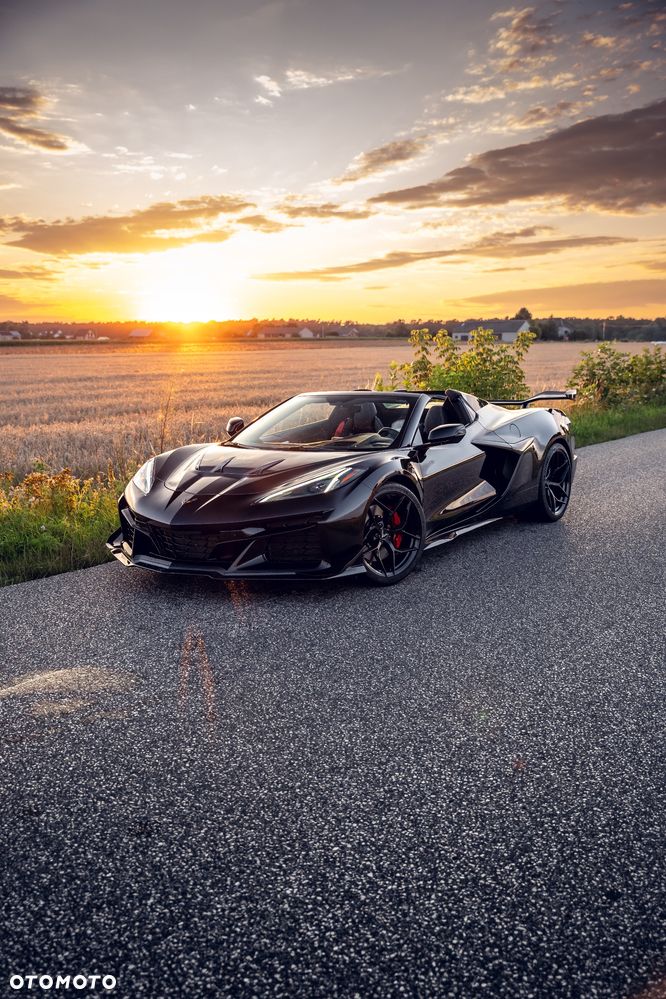 Chevrolet Corvette - 9