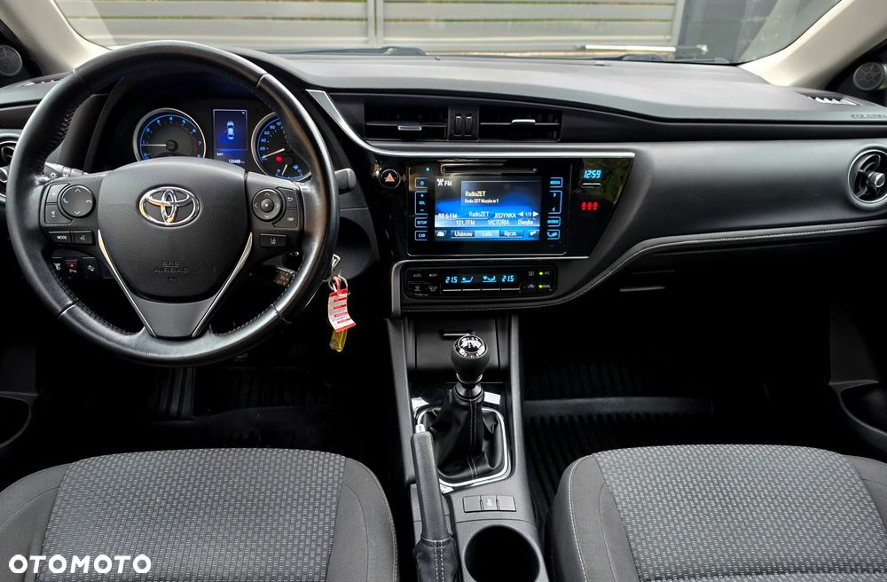 Toyota Corolla 1.6 Premium - 3