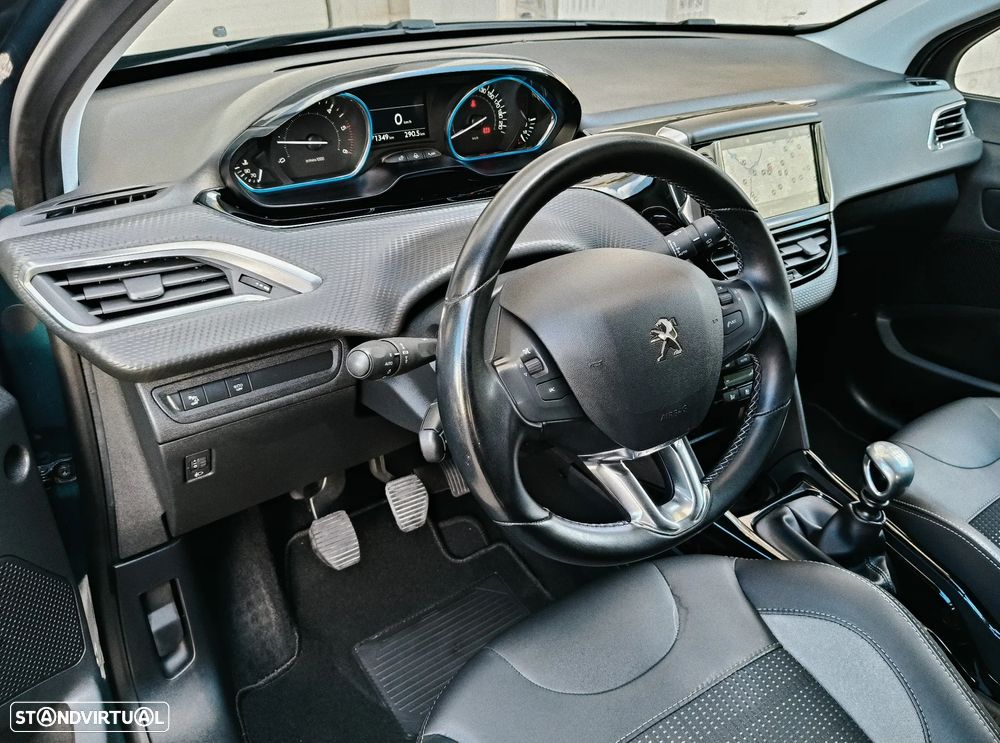 Peugeot 2008 1.6 BlueHDi Allure - 11