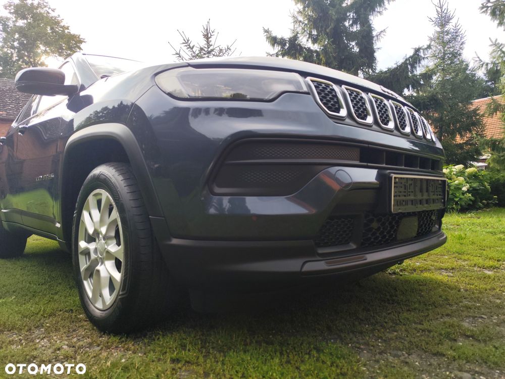 Jeep Compass - 9