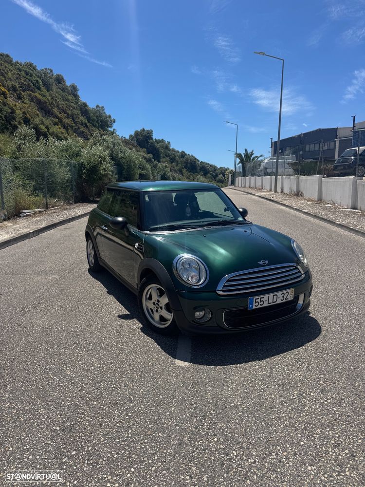 MINI 3 Portas One D - 1