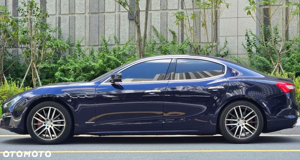 Maserati Ghibli Granlusso - 4