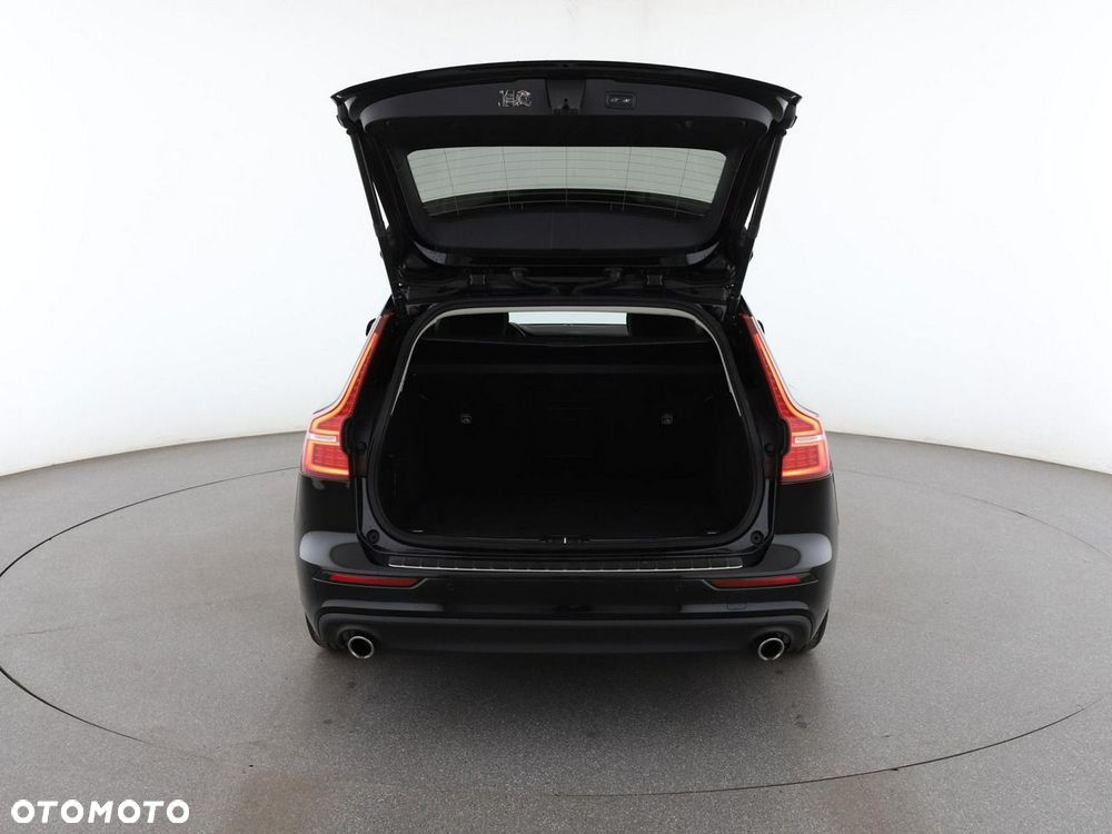 Volvo V60 B4 D Geartronic Momentum Pro - 20