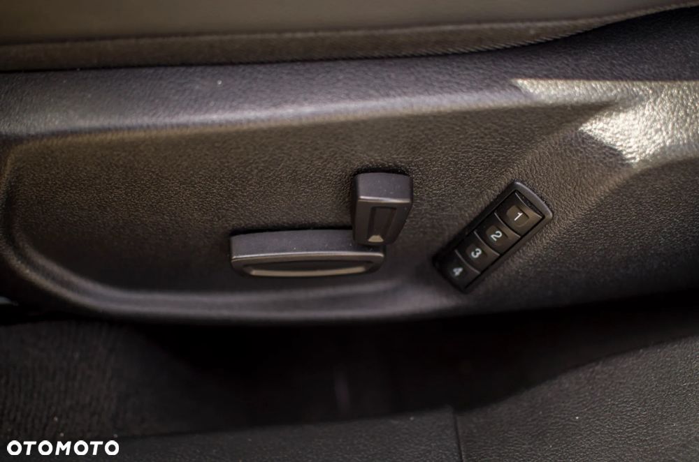 Ford Mondeo 1.6 TDCi Titanium - 19