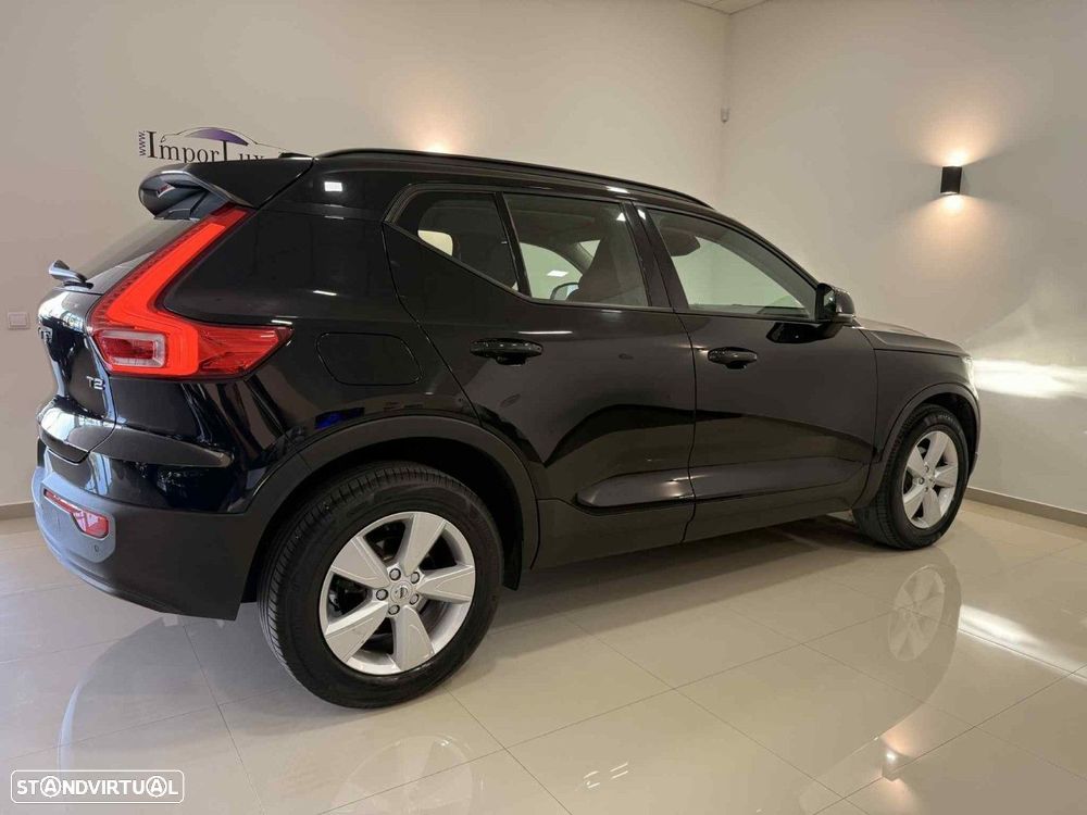 Volvo XC 40 1.5 T2 Momentum - 3