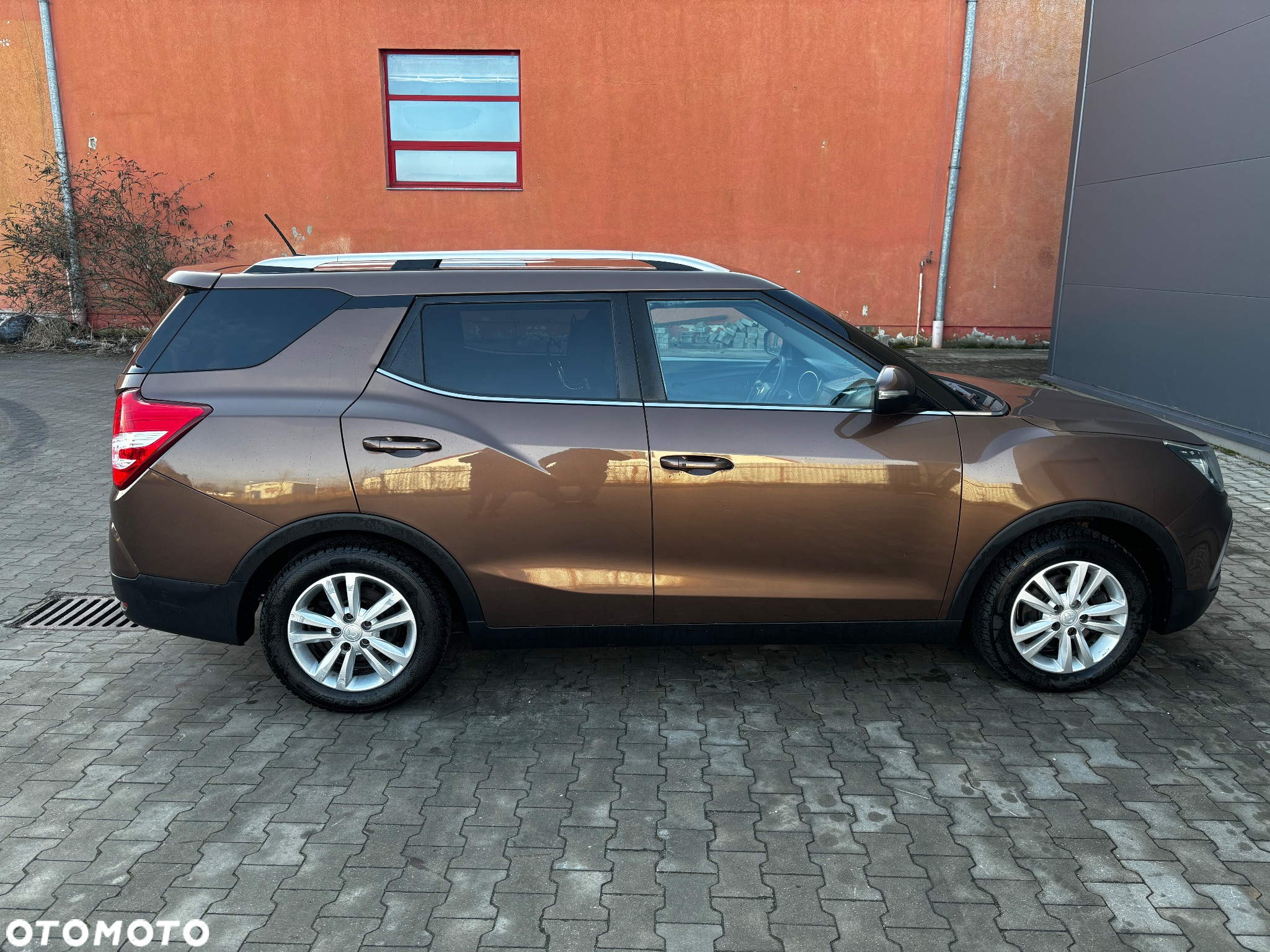 SsangYong/KGM XLV - 24