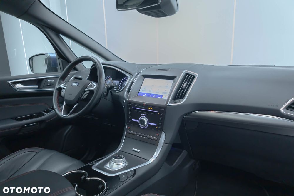 Ford S-Max 2.5 Duratec FHEV (7-Sitzer) ST-LINE - 27