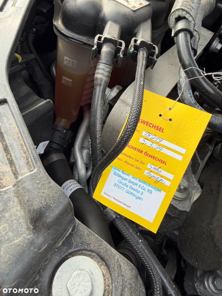 Jaguar E-Pace P300 AWD R-Dynamic HSE - 24