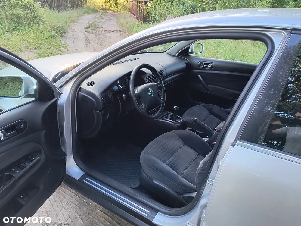 Volkswagen Passat - 7