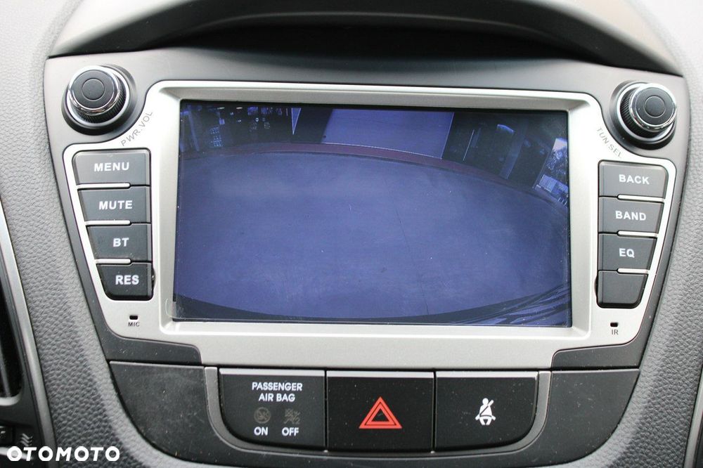 Hyundai ix35 1.6 2WD Fifa World Cup Edition - 15