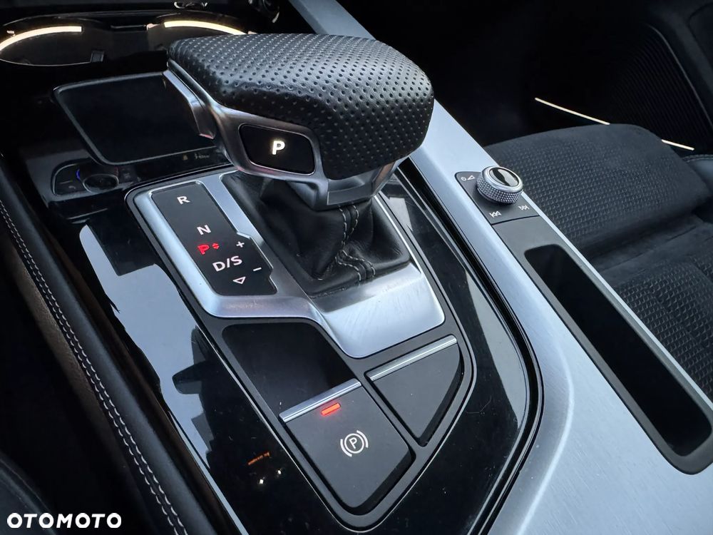 Audi A4 Limousine 2.0 TFSI quattro S tronic design - 27