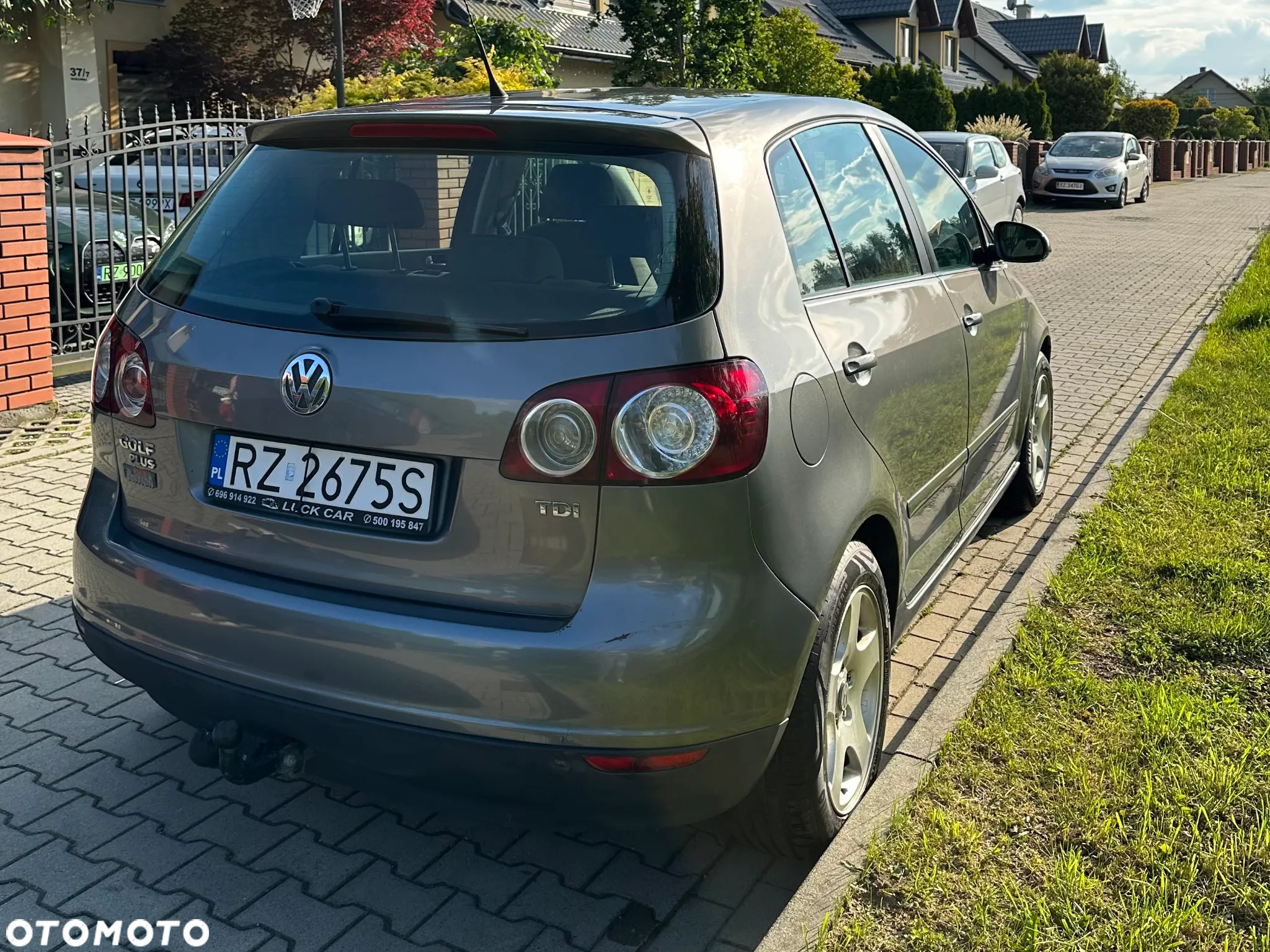 Volkswagen Golf Plus 1.9 TDI Q-Line - 3