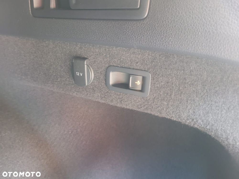 Volkswagen Passat 2.0 TDI SCR DSG Comfortline - 21