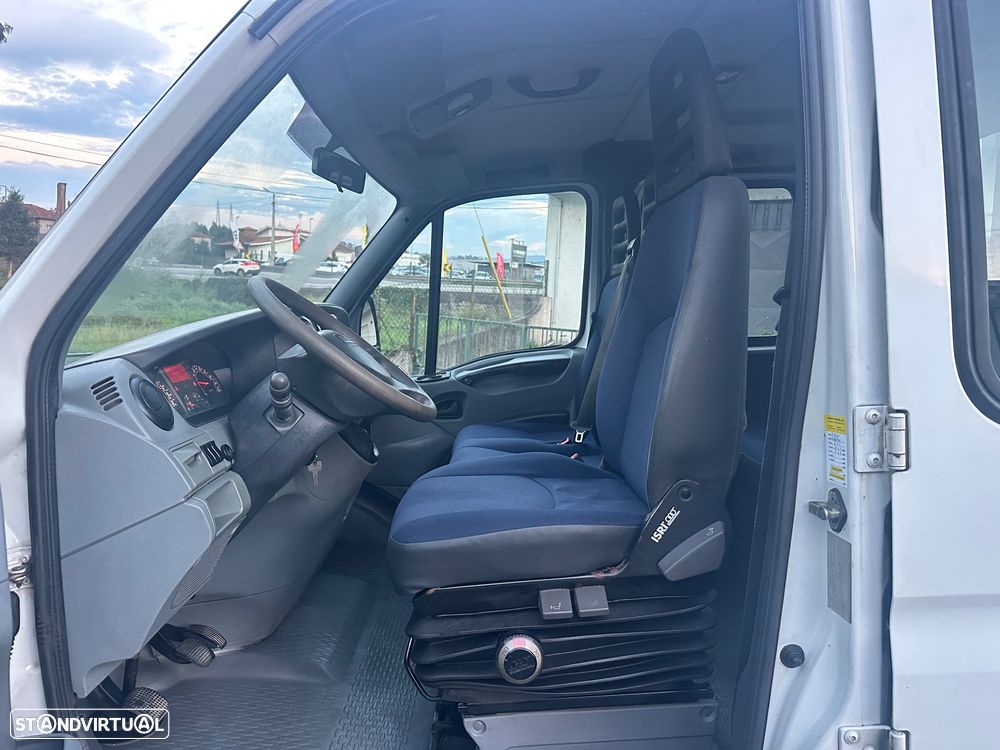 Iveco Daily 35C18 7 Lugares caixa aberta - 4