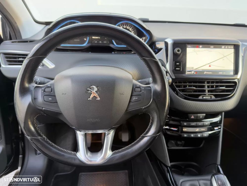 Peugeot 2008 1.6 BlueHDi Allure - 18