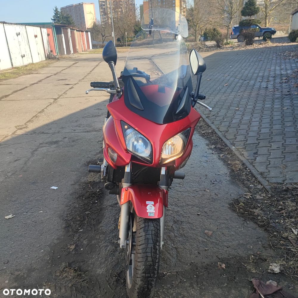 Honda CBF - 2