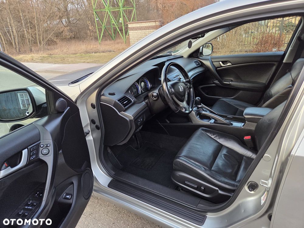 Honda Accord 2.4 Executive - 8