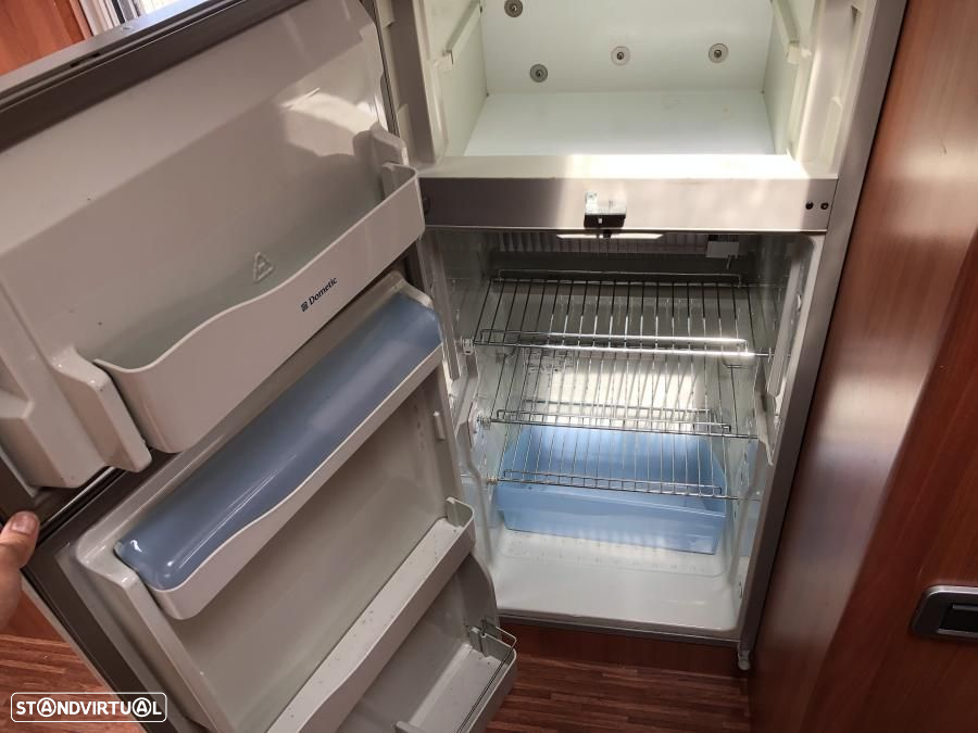 Laika Serie X X713r cama central - 25