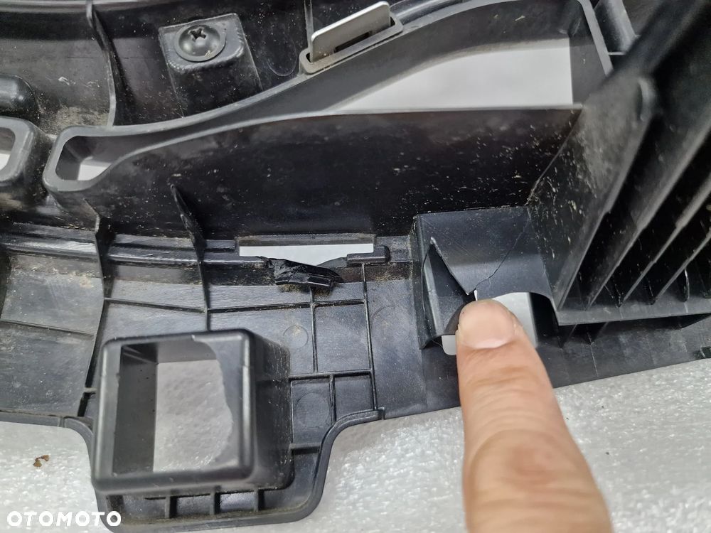 KIA CEED III 3 LIFT GT 21- ATRAPA / GRILL PRZEDNI PRZÓD , NR 86351-J7KA0 / 86350-J7KA0 , NR AUKCJI GL535 - 16